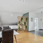 Traumhaus Mit Garten *