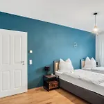 Traumhaus Mit Garten *