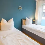 Traumhaus Mit Garten *