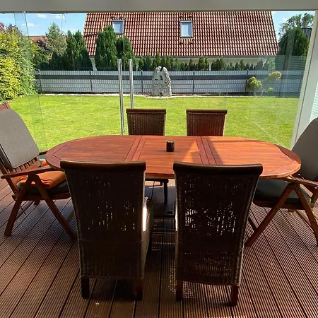 Traumhaus Mit Garten