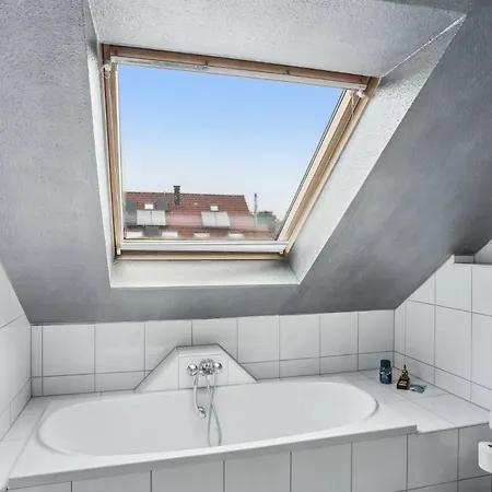 Grosses Haus Fuer Gruppen Und Laengere Aufenthalte 210qm - 5 Sz, Garten, Bis 10 Personen Reppenstedt