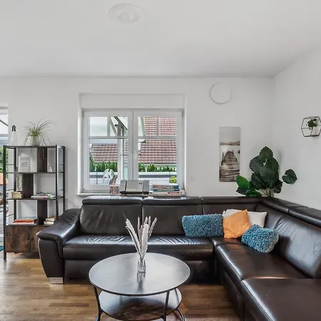 Apartament Traumhaus Mit Garten *