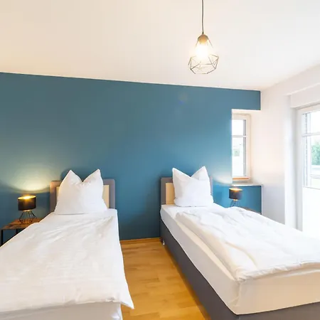 Grosses Haus Fuer Gruppen Und Laengere Aufenthalte 210qm - 5 Sz, Garten, Bis 10 Personen Reppenstedt